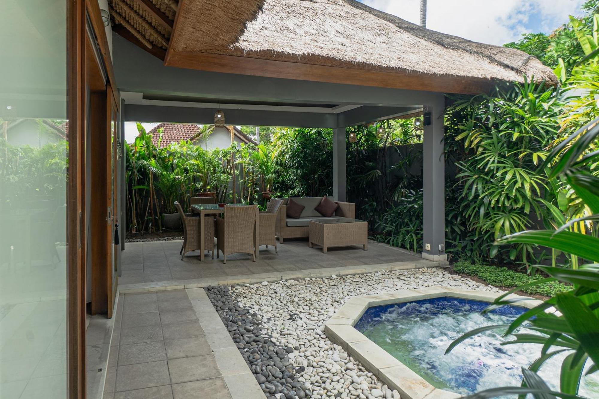 Balinea Holiday Home Seminyak Kültér fotó