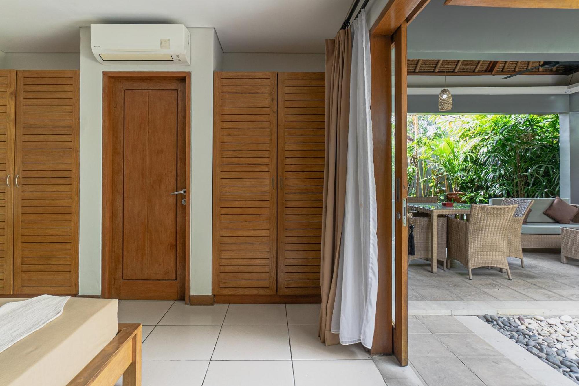 Balinea Holiday Home Seminyak Kültér fotó