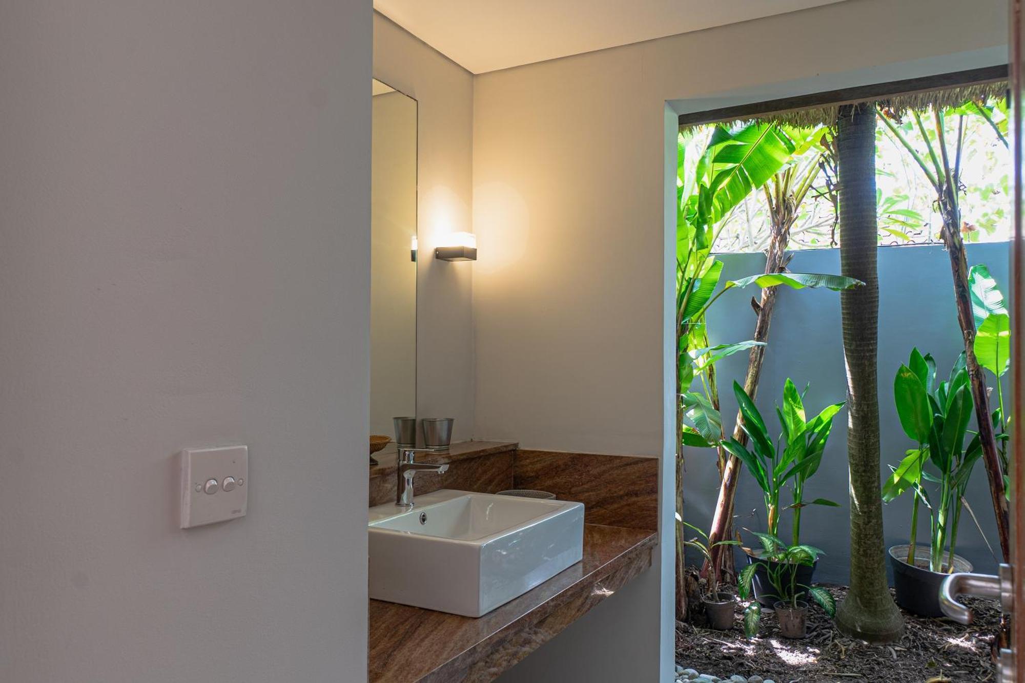Balinea Holiday Home Seminyak Kültér fotó