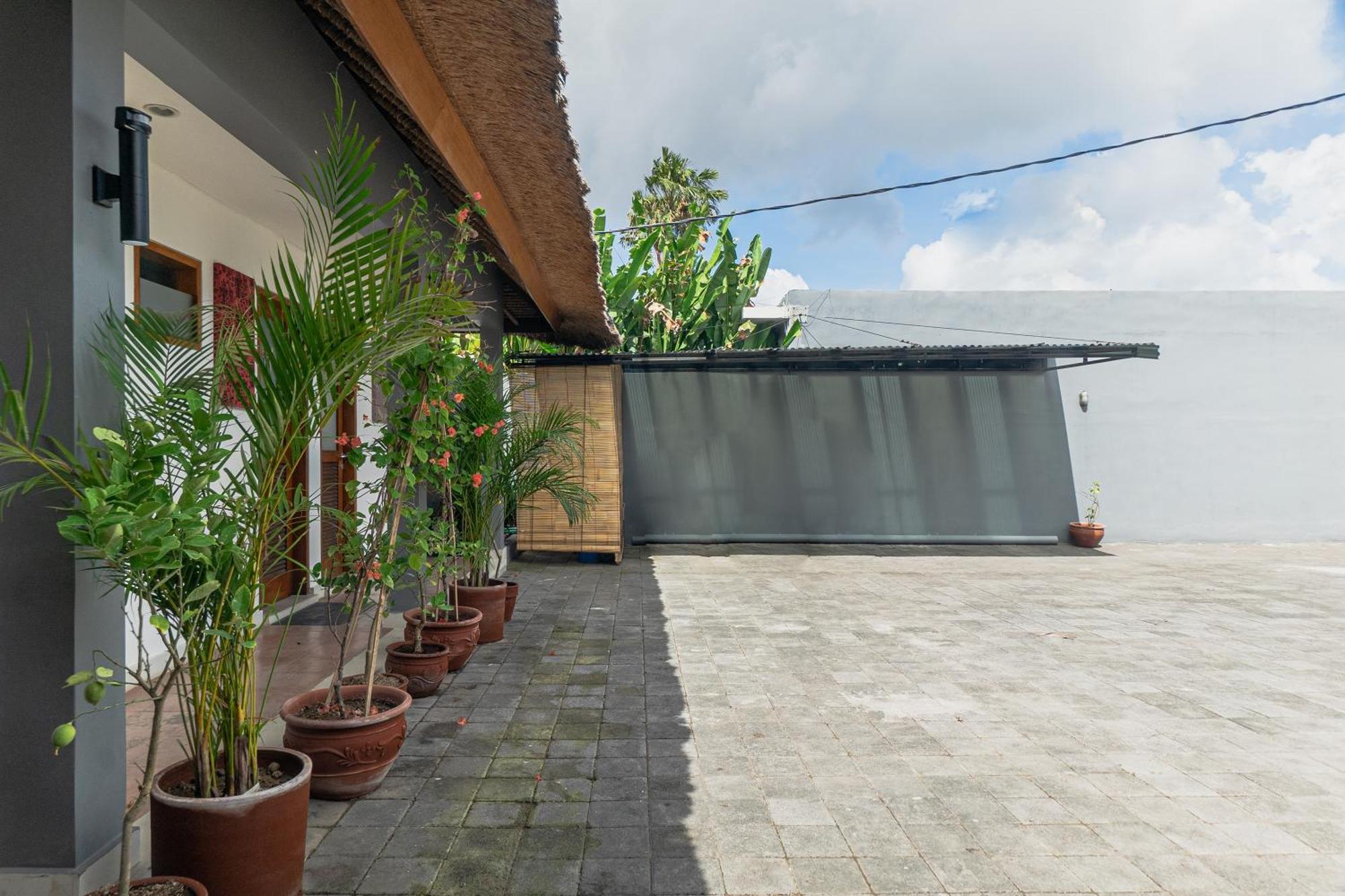 Balinea Holiday Home Seminyak Kültér fotó