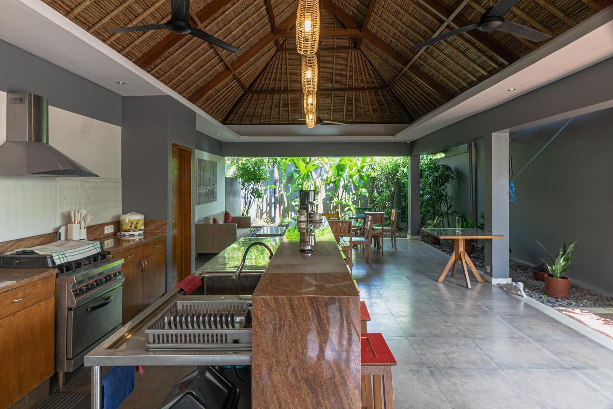 Balinea Holiday Home Seminyak Kültér fotó