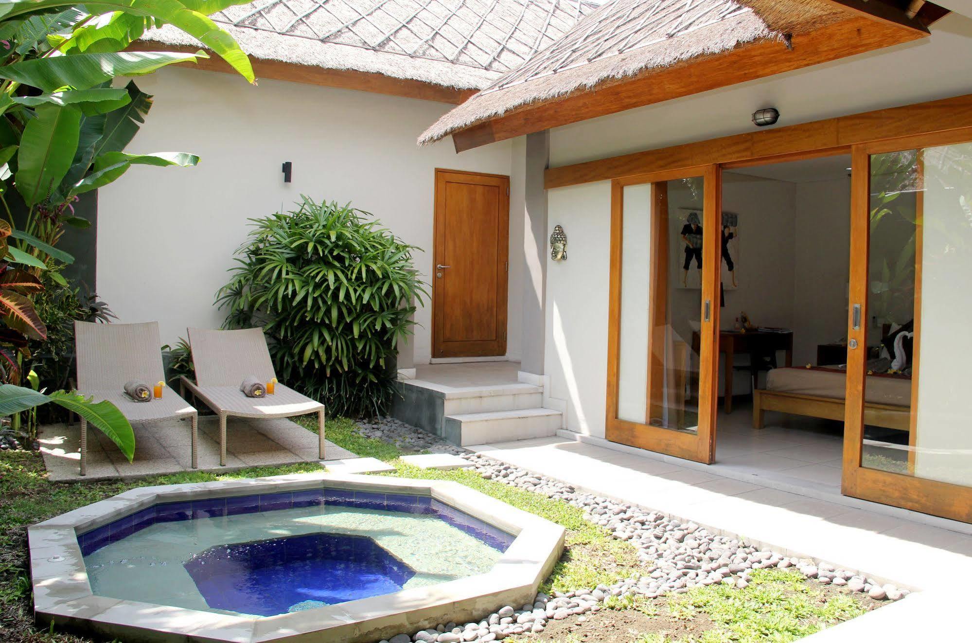 Balinea Holiday Home Seminyak Kültér fotó